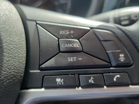 Used 2023 Nissan Kicks SV image 17