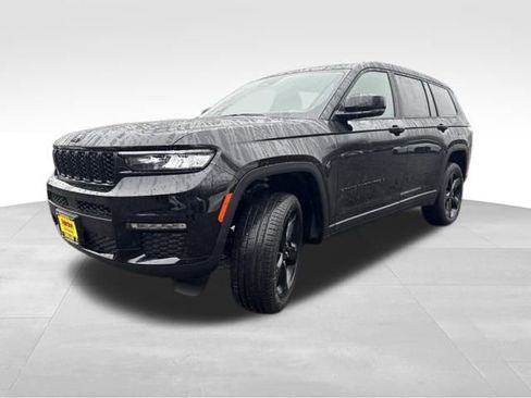 New 2025 Jeep Grand Cherokee L Limited w/ Black Appearance Package AWD/4WD image 3