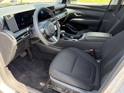 Used 2026 Hyundai Tucson SEL FWD image 11