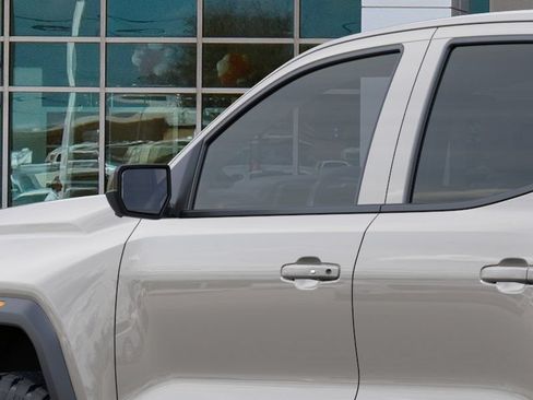 New 2026 GMC Canyon AT4 w/ Technology Plus Package AWD/4WD image 12