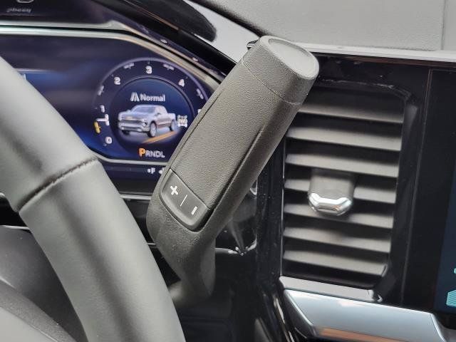 Used 2024 Chevrolet Silverado 1500 LT AWD/4WD image 16