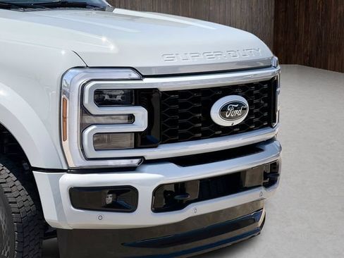 Used 2026 Ford F450 Platinum w/ FX4 Off-Road Package AWD/4WD image 66