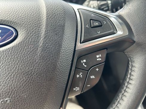 Used 2022 Ford Edge SEL w/ Convenience Package image 21