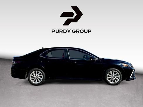 Used 2023 Toyota Camry LE FWD image 9