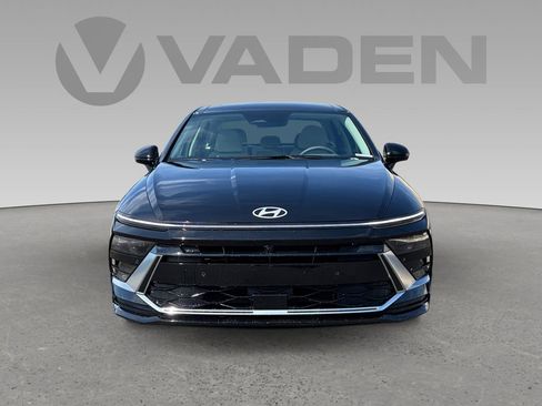 New 2026 Hyundai Sonata Limited image 23