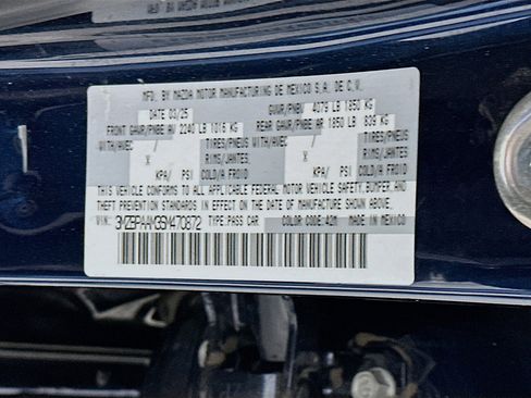 Used 2025 MAZDA MAZDA3 s image 12