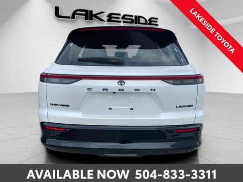 New 2025 Toyota Crown Signia image 5