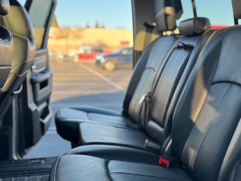 Used 2018 RAM 1500 Laramie w/ Convenience Group image 9