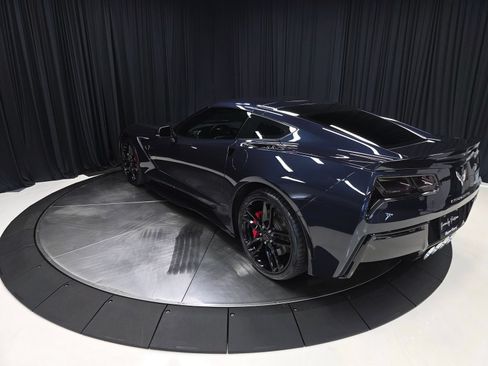 Used 2016 Chevrolet Corvette Stingray Coupe w/ 2LT Preferred Equipment Group RWD image 10
