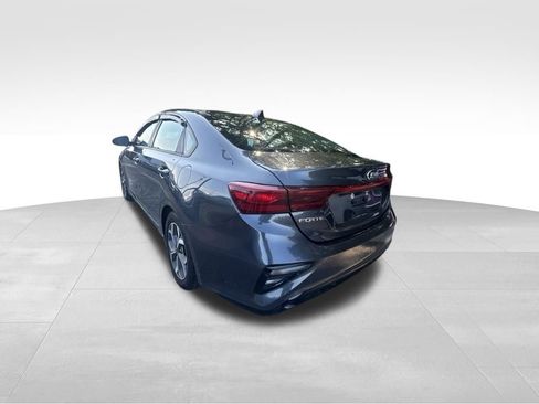 Used 2019 Kia Forte LXS FWD image 4