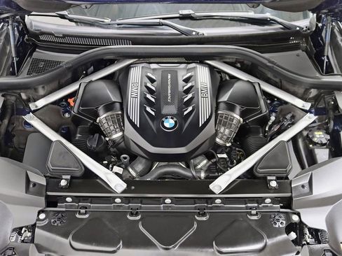 Used 2022 BMW X7 M50i AWD/4WD image 47