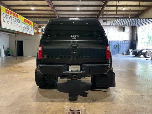 Used 2016 Ford F350 Lariat w/ Lariat Ultimate Package AWD/4WD image 8