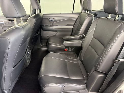 Used 2017 Honda Pilot Elite image 13