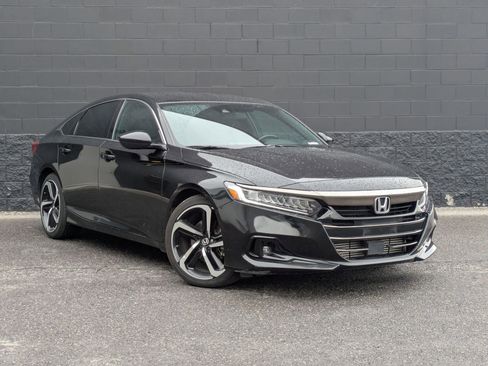 Used 2022 Honda Accord Sport image 3