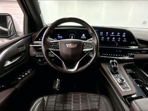 Used 2022 Cadillac Escalade ESV Sport Platinum image 6