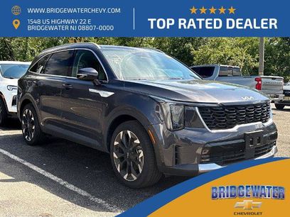 Used 2025 Kia Sorento EX w/ Panoramic Sunroof Package
