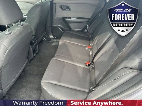Used 2023 Nissan Rogue S FWD image 27