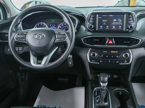 Used 2019 Hyundai Santa Fe SE image 17