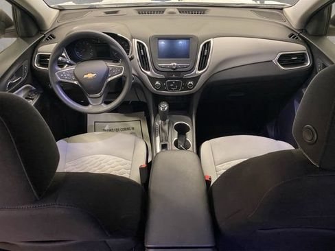 Used 2020 Chevrolet Equinox LS AWD/4WD image 34