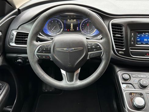 Used 2016 Chrysler 200 Limited FWD image 13
