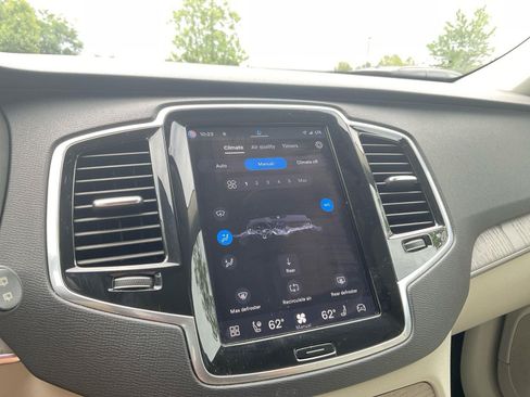 Certified 2023 Volvo XC90 B6 Plus AWD/4WD image 23
