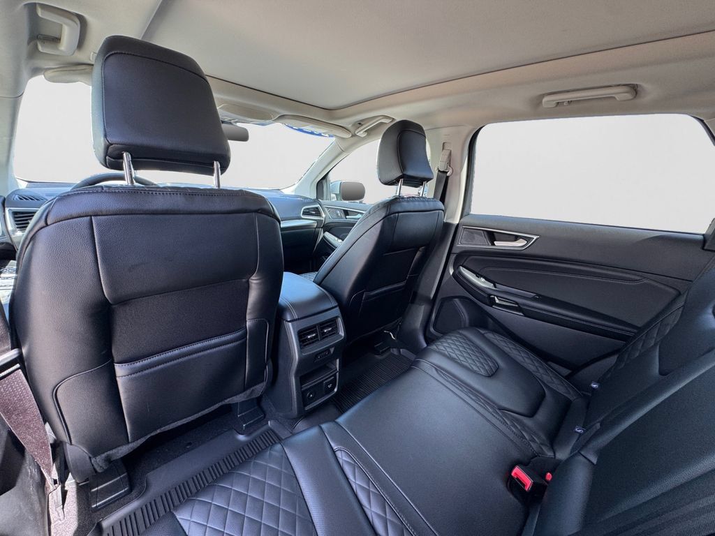 Used 2024 Ford Edge Titanium w/ Equipment Group 301A AWD/4WD image 13