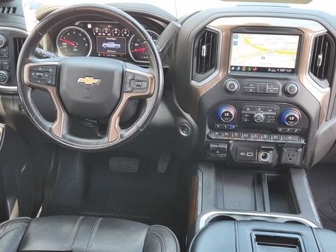 Used 2021 Chevrolet Silverado 1500 High Country w/ Technology Package AWD/4WD image 28