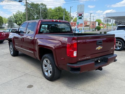 Used 2017 Chevrolet Silverado 1500 LTZ Z71 w/ LTZ Plus Package AWD/4WD image 3