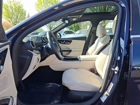 Certified 2023 Mercedes-Benz C 300 4MATIC Sedan image 13