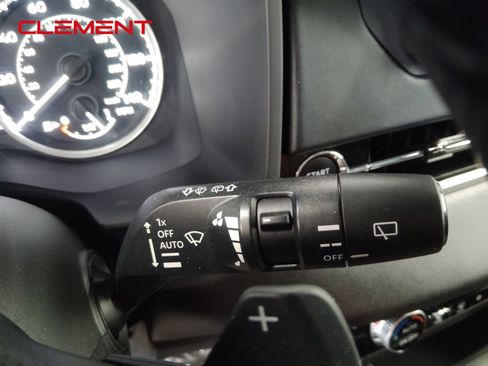 Used 2022 Mitsubishi Outlander SE image 17