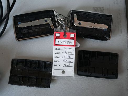 Used 2024 MAZDA CX-90 3.3 Turbo w/ Premium Package image 10