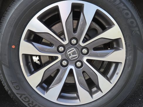Certified 2022 Honda Odyssey EX-L image 13