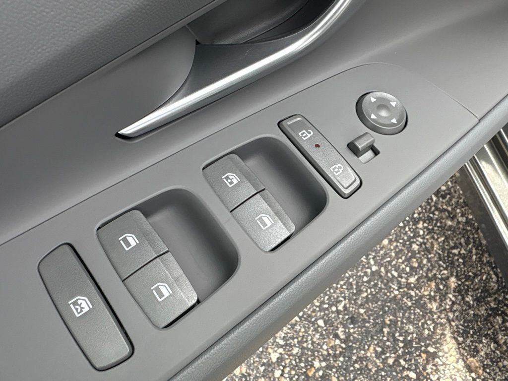 New 2026 Hyundai Elantra Sport FWD image 21