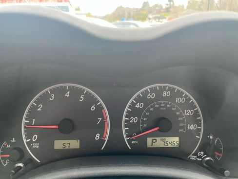 Used 2013 Toyota Corolla LE image 15