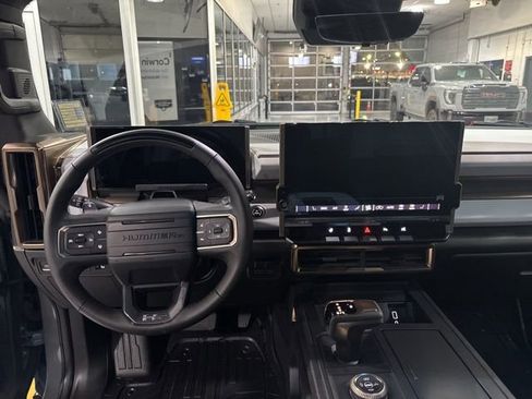 Used 2025 GMC Hummer EV 2X image 15
