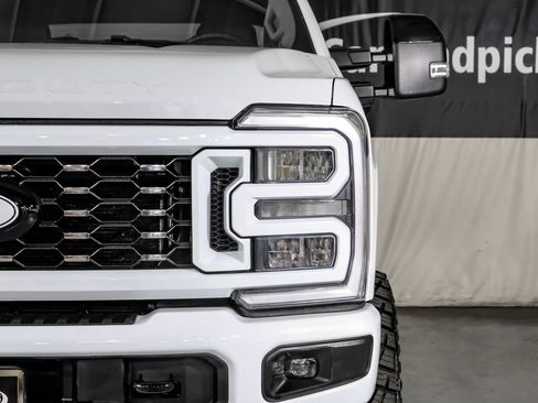 Used 2026 Ford F350 Lariat AWD/4WD image 41