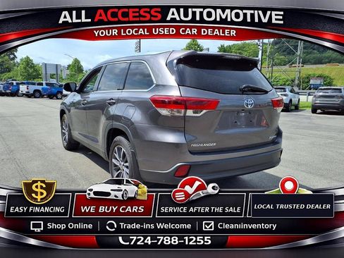 Used 2019 Toyota Highlander XLE AWD/4WD image 4