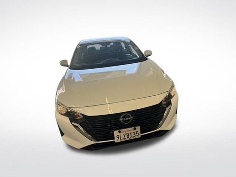 Used 2024 Nissan Sentra SV FWD image 5