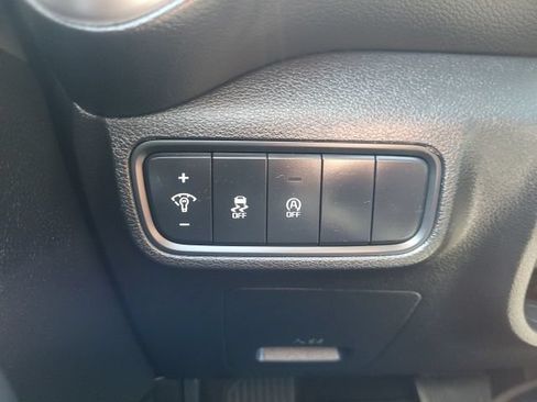 Certified 2024 Kia Soul LX w/ Option Group 015 FWD image 33