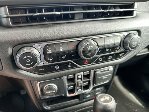 New 2024 Jeep Wrangler Sport S image 18