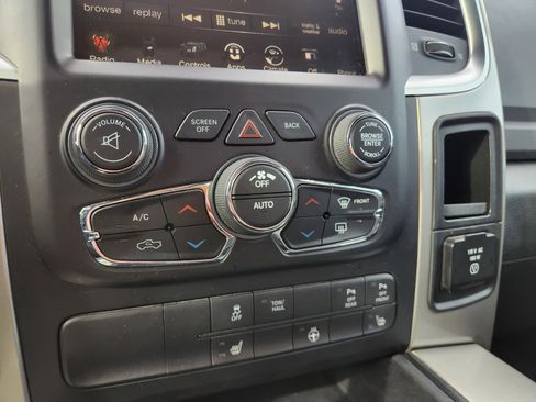 Used 2015 RAM 1500 Outdoorsman image 7