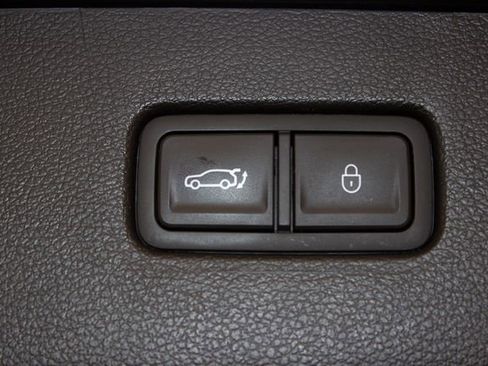 Used 2025 Genesis GV80 2.5T Standard image 15