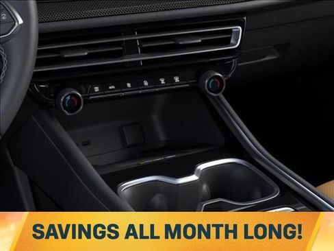 New 2027 Chevrolet Traverse Z71 w/ Driver Confidence Package AWD/4WD image 23