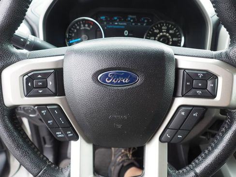 Used 2016 Ford F150 Lariat w/ Equipment Group 502A Luxury AWD/4WD image 29