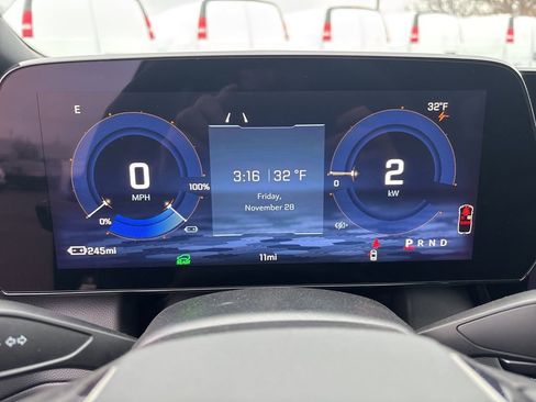 New 2026 Chevrolet Equinox EV RS image 19