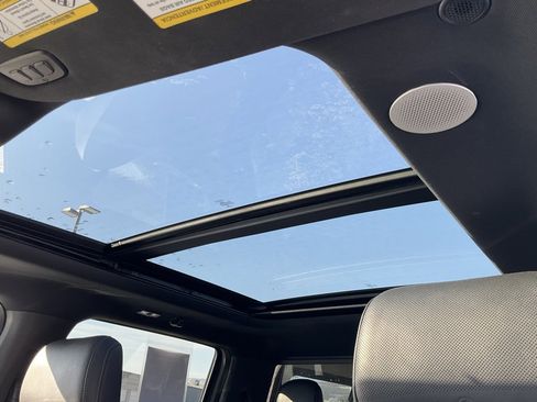 Used 2022 Ford F150 Platinum w/ Equipment Group 701A High image 3