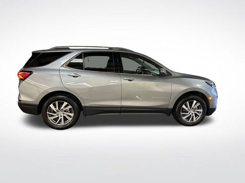 Used 2024 Chevrolet Equinox Premier AWD/4WD image 7