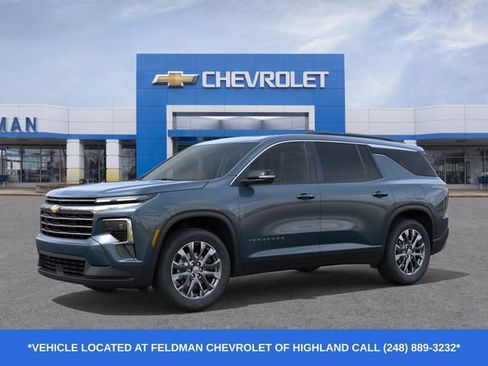 New 2026 Chevrolet Traverse LT w/ Sun and Wheel Package FWD image 2