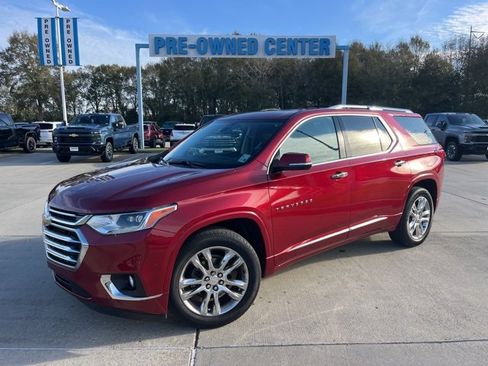 Used 2018 Chevrolet Traverse High Country image 2
