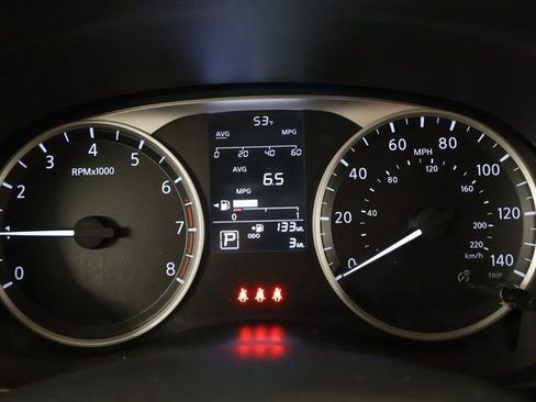 New 2025 Nissan Kicks Play S image 10